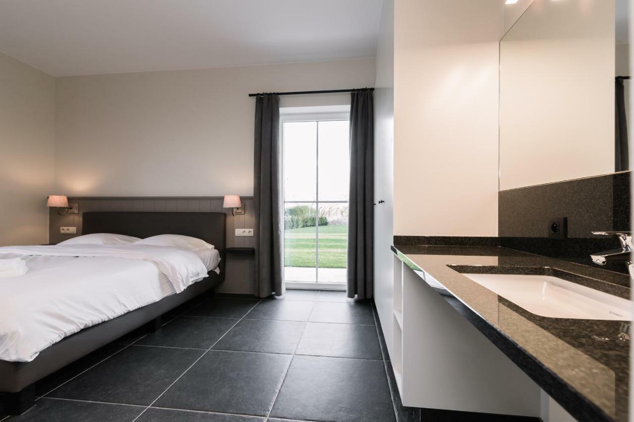 Duins Genot 5 Star Holiday Homes 30P & 40P - Indoorpool & Wellness Jabbeke  Extérieur photo